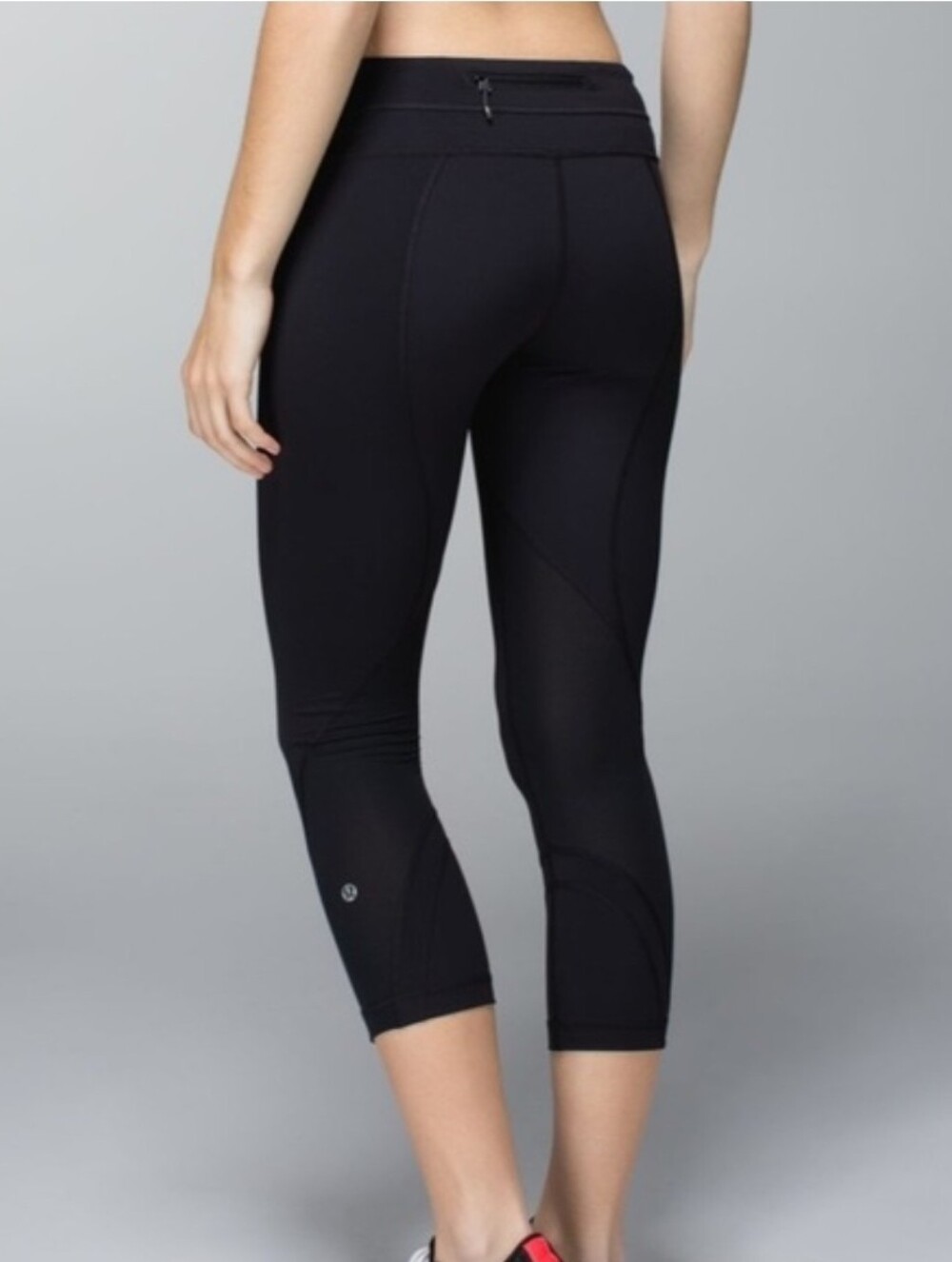 Lululemon Run: Inspire Crop II Black (First Release) In Size 4